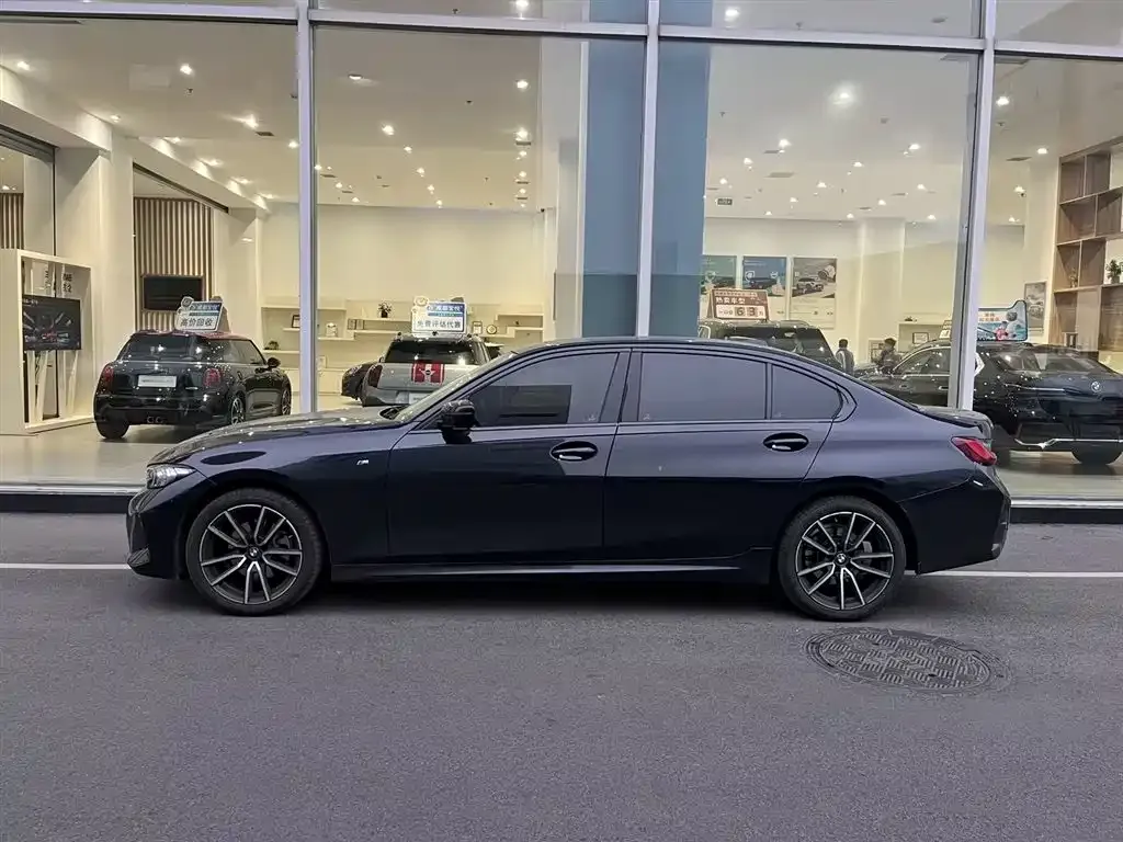 BMW 3 Series 2024 из CN, фото 4