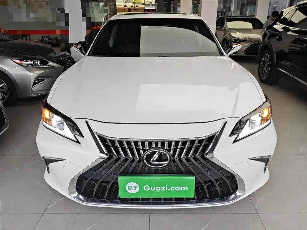 Lexus ES 2023 из CN, фото 5