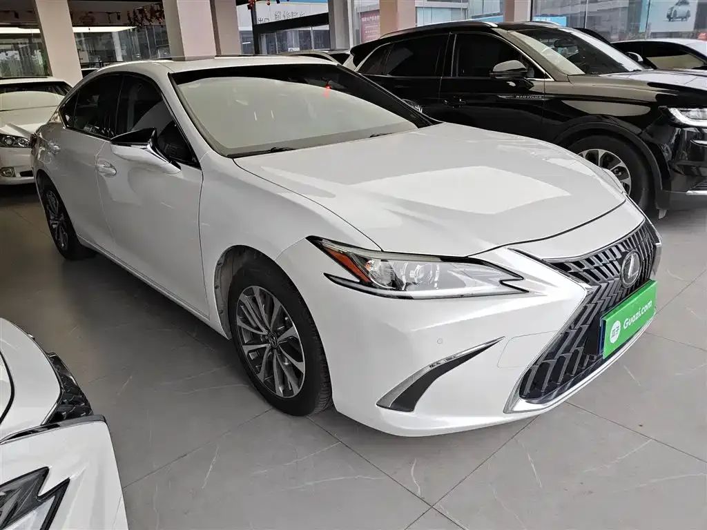 Lexus ES 2023 из CN, фото 7