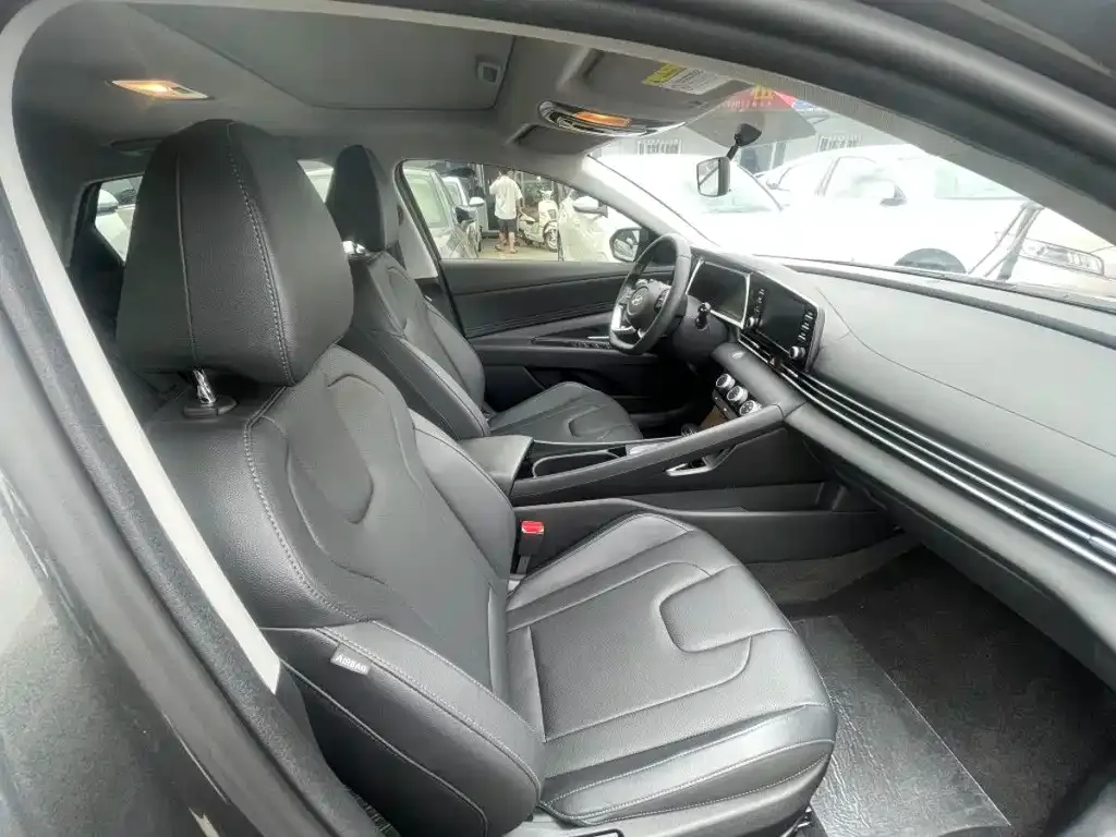 Hyundai Elantra 2024 из CN, фото 6