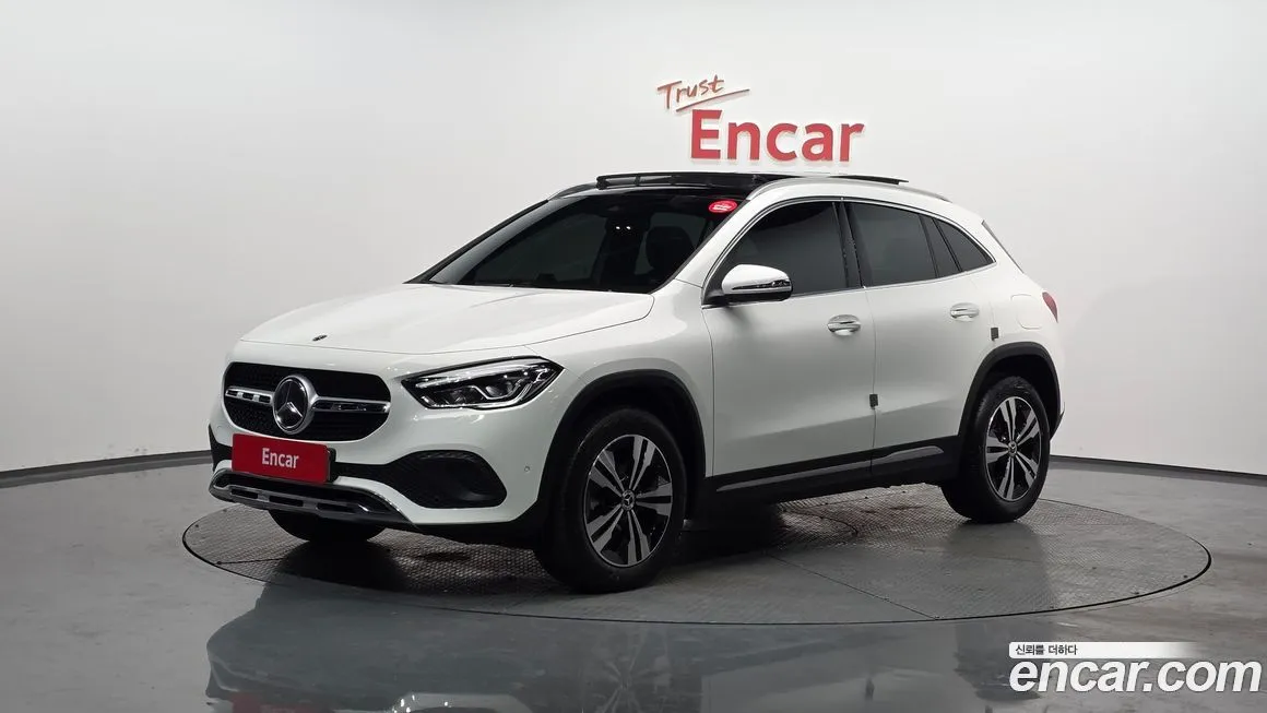 Mercedes-Benz GLA-Class