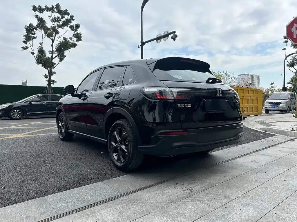 Honda HR-V 2024 из CN, фото 3