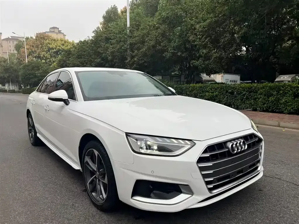 Audi A4L 2021 из CN, фото 7