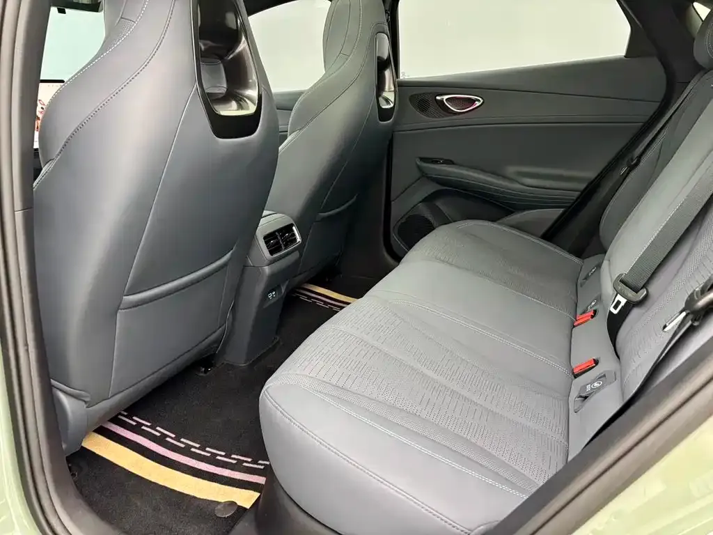 BYD Seal 06GT 2025 из CN, фото 7
