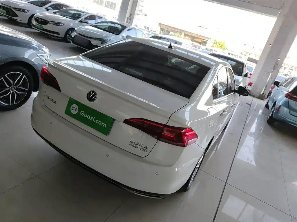 Volkswagen Bora 2022 из CN, фото 10