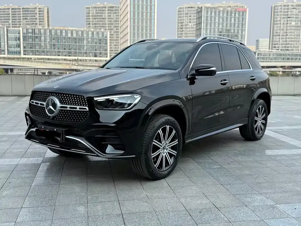 Mercedes-Benz GLE — фото 1