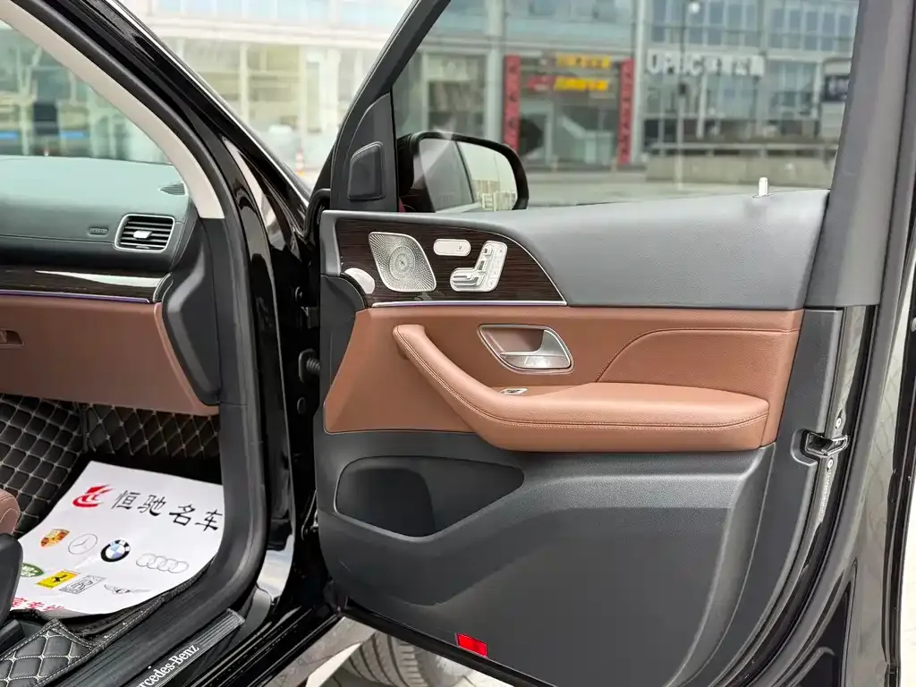 Mercedes-Benz GLE — фото 9