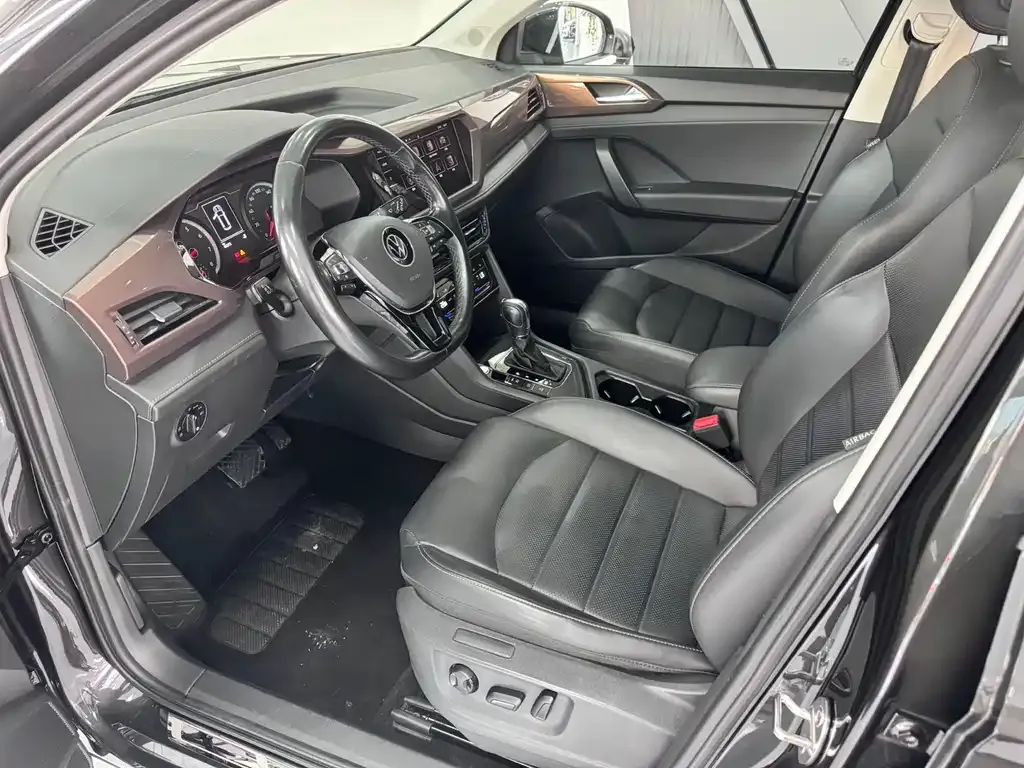 Volkswagen Tharu 2021 из CN, фото 7