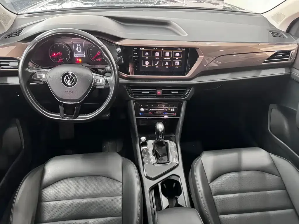 Volkswagen Tharu 2021 из CN, фото 8
