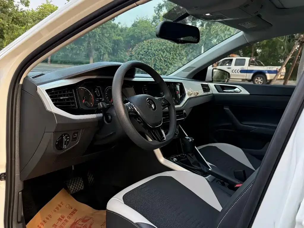 Volkswagen Polo 2022 из CN, фото 6