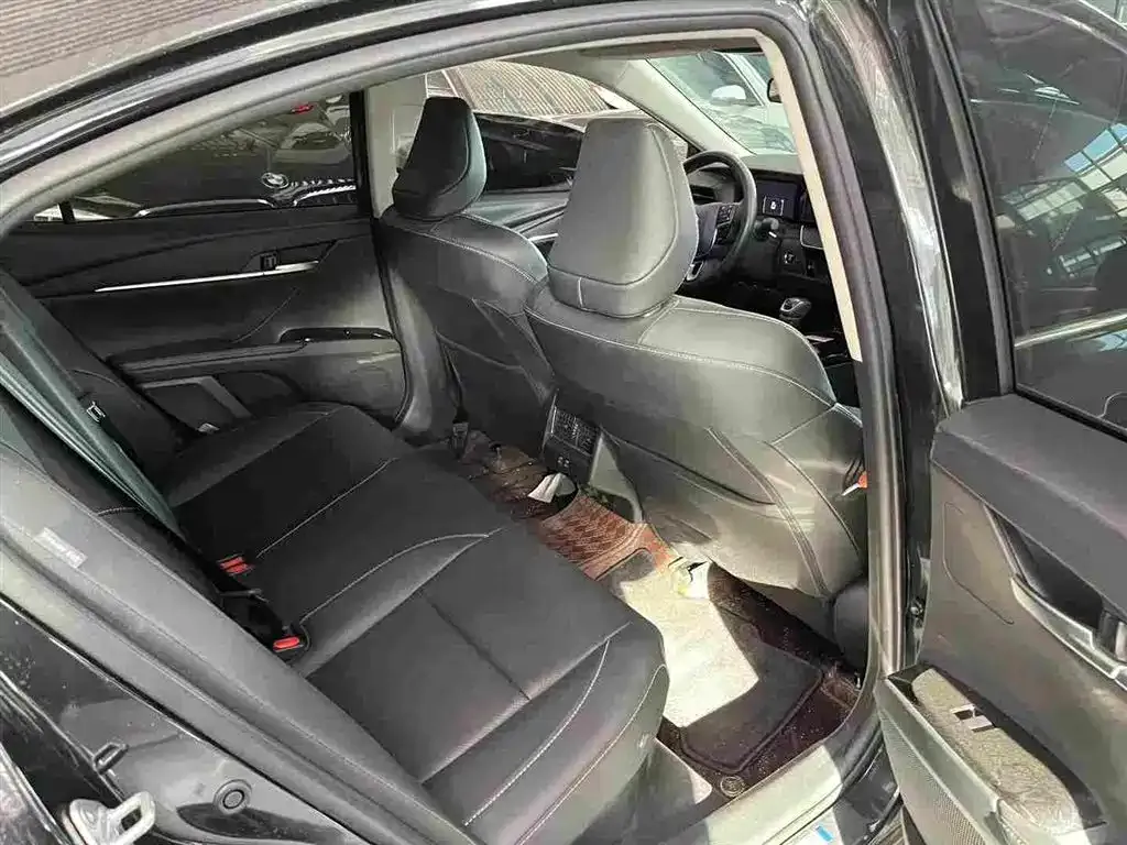 Toyota Camry 2025 из CN, фото 6