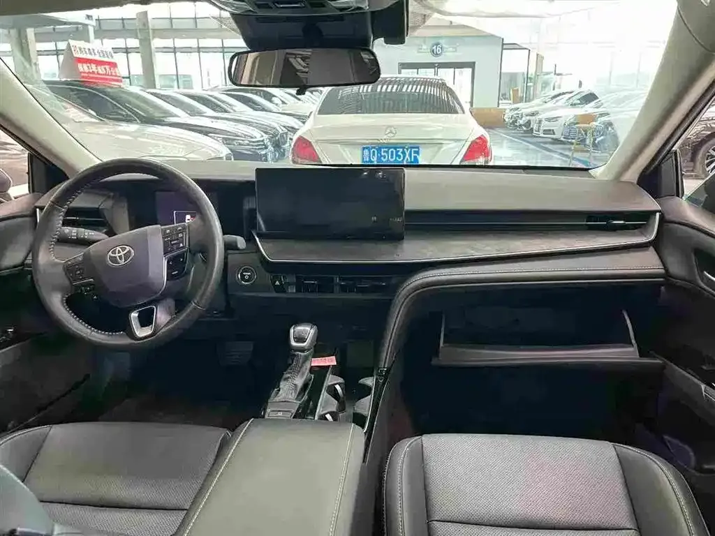 Toyota Camry 2025 из CN, фото 4