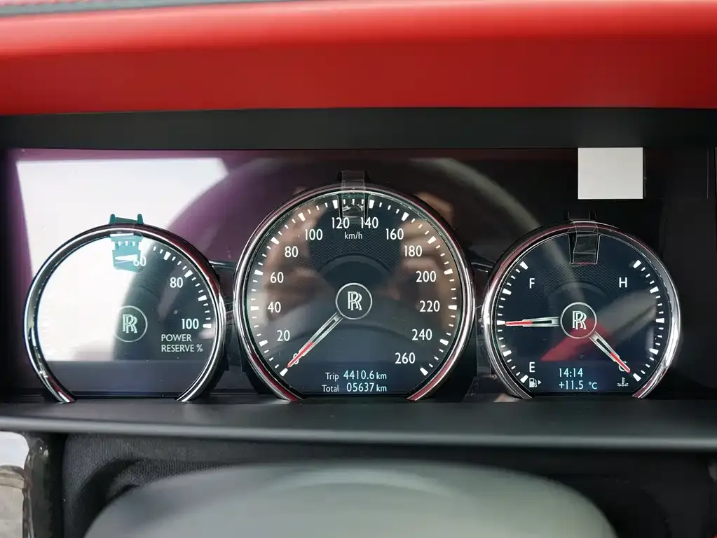 Rolls-Royce Cullinan 2023 из CN, фото 6
