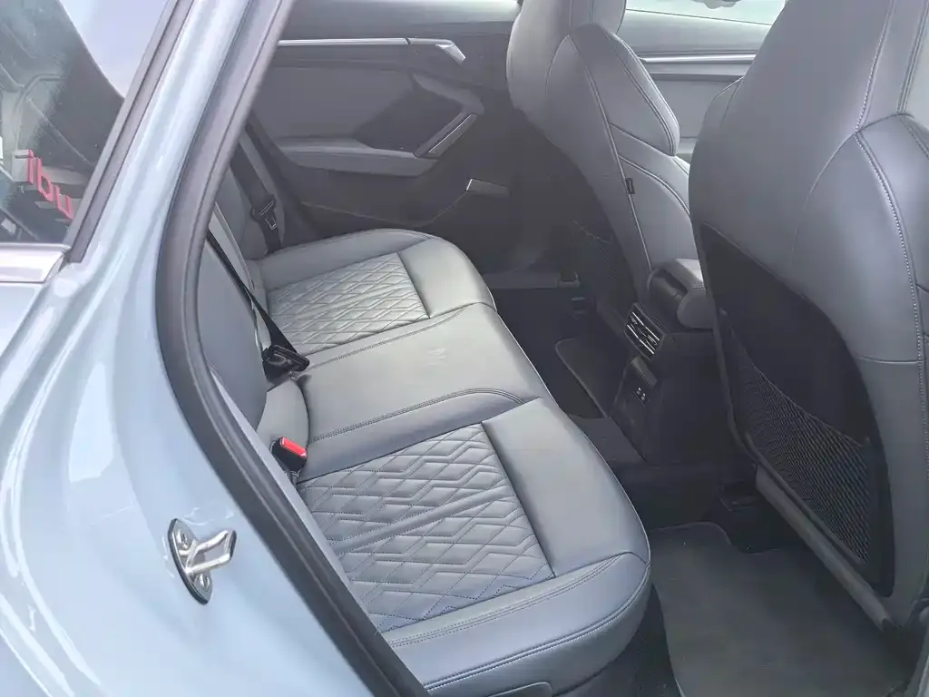 Audi A3 2024 из CN, фото 4