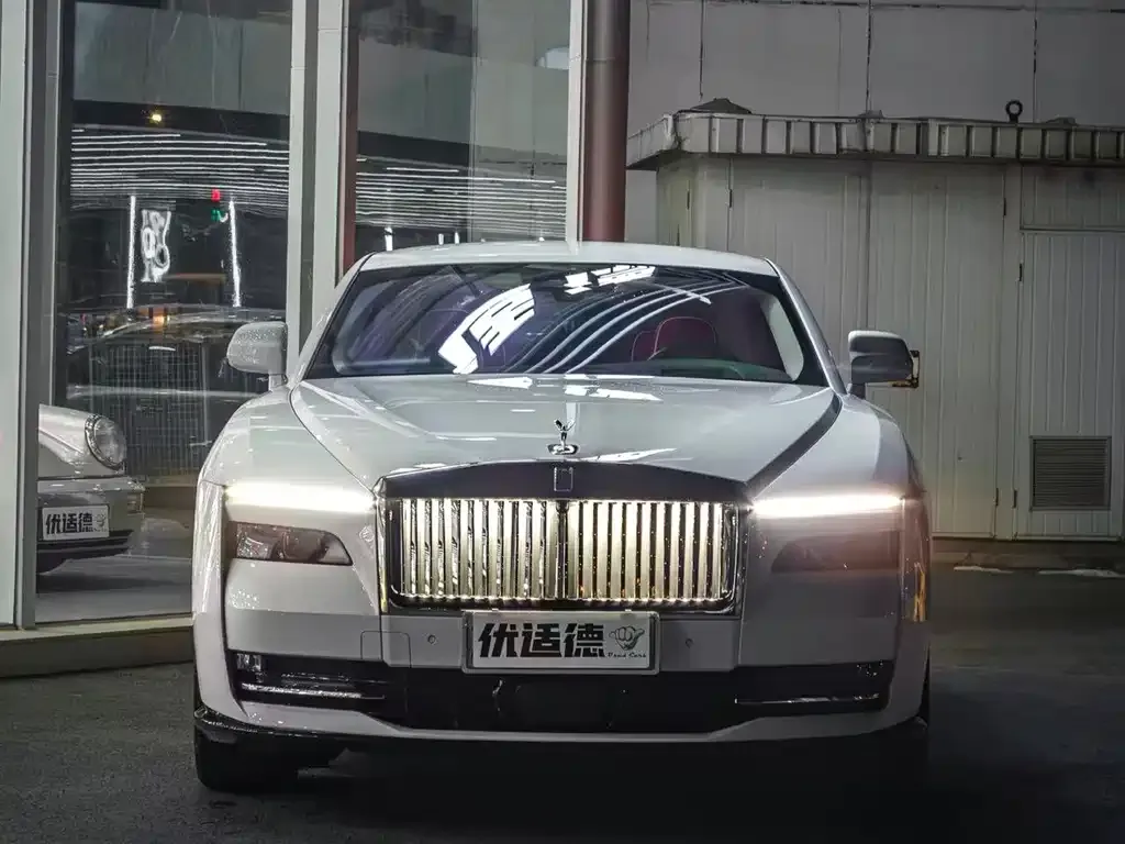 Rolls-Royce Phantom 2024 из CN, фото 8