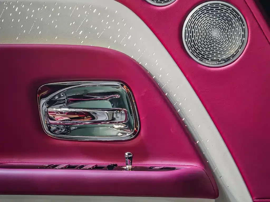 Rolls-Royce Phantom 2024 из CN, фото 7