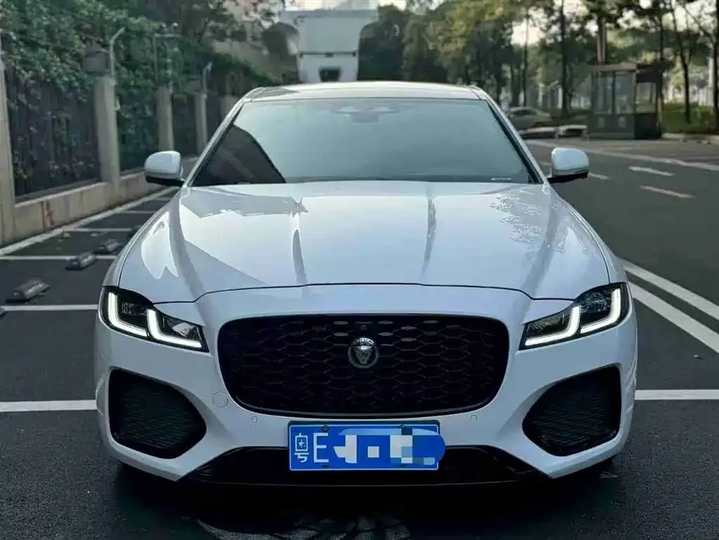 Jaguar XFL 2021 из CN, фото 8