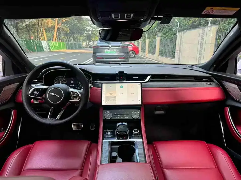 Jaguar XFL 2021 из CN, фото 7