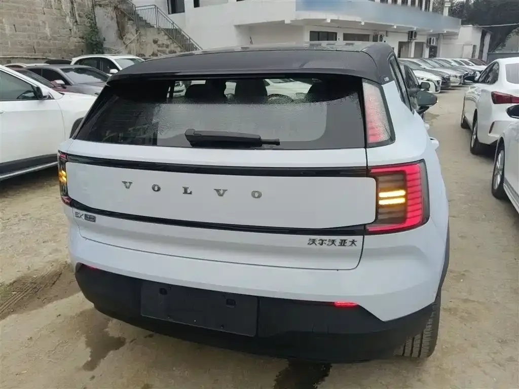 Volvo EX30 2026 из CN, фото 6