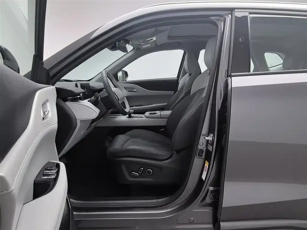 Changan UNI-Z 2025 из CN, фото 10