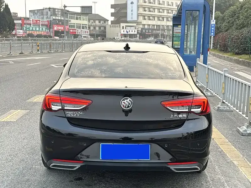 Buick Regal — фото 3
