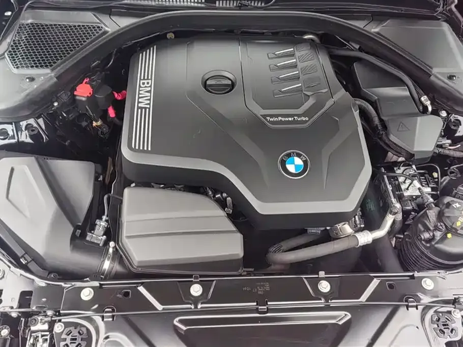 BMW 3 Series 2024 из CN, фото 10