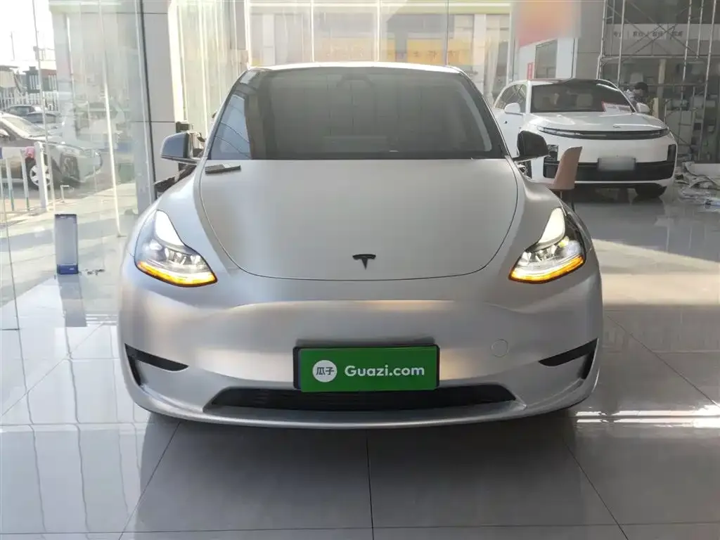 Tesla Model Y 2024 из CN, фото 2