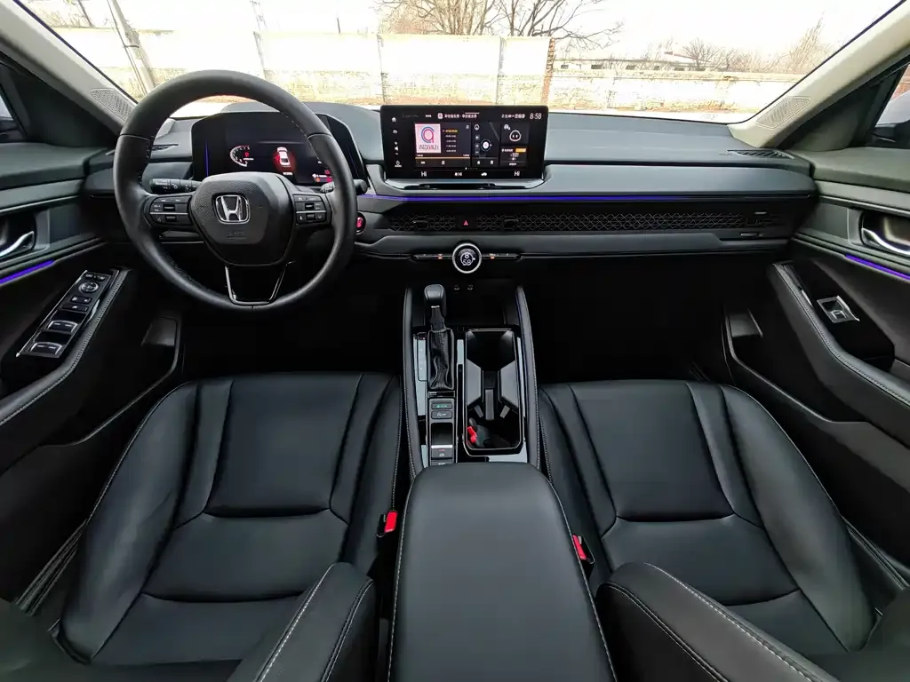 Honda Accord 2024 из CN, фото 4