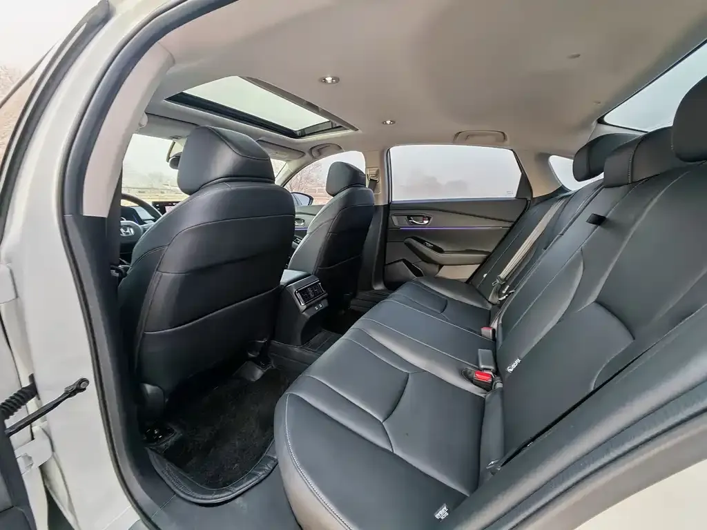 Honda Accord 2024 из CN, фото 9