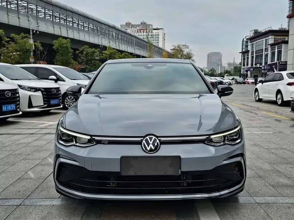 Volkswagen Golf 2022 из CN, фото 4