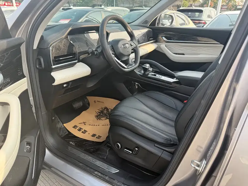 Geely Xingyue L 2023 из CN, фото 2