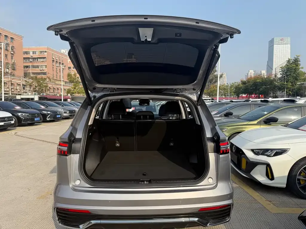 Geely Xingyue L 2023 из CN, фото 9