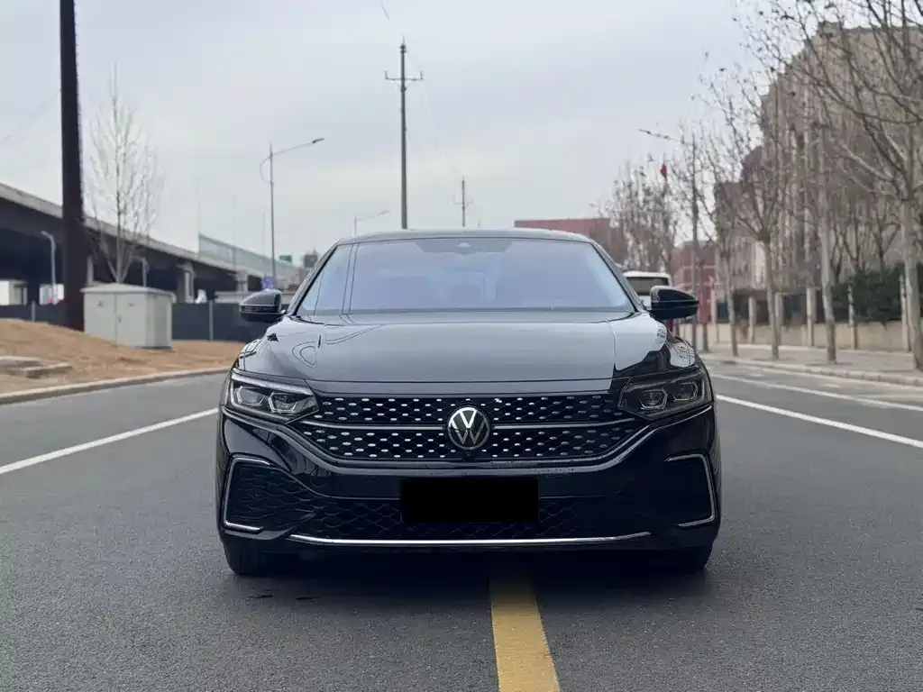 Volkswagen Passat 2024 из CN, фото 1