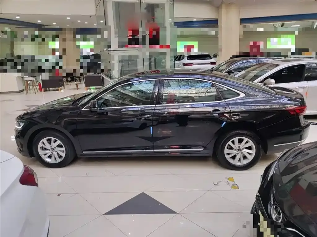 Volkswagen Passat 2023 из CN, фото 9