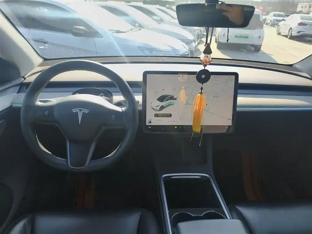 Tesla Model Y 2023 из CN, фото 10