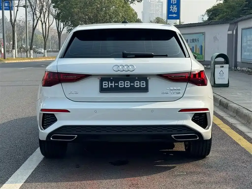 Audi A3 2022 из CN, фото 4