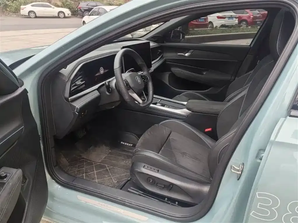 Volkswagen Passat 2024 из CN, фото 6
