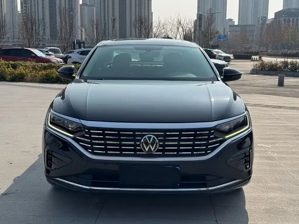 Volkswagen Passat 2022 из CN, фото 10