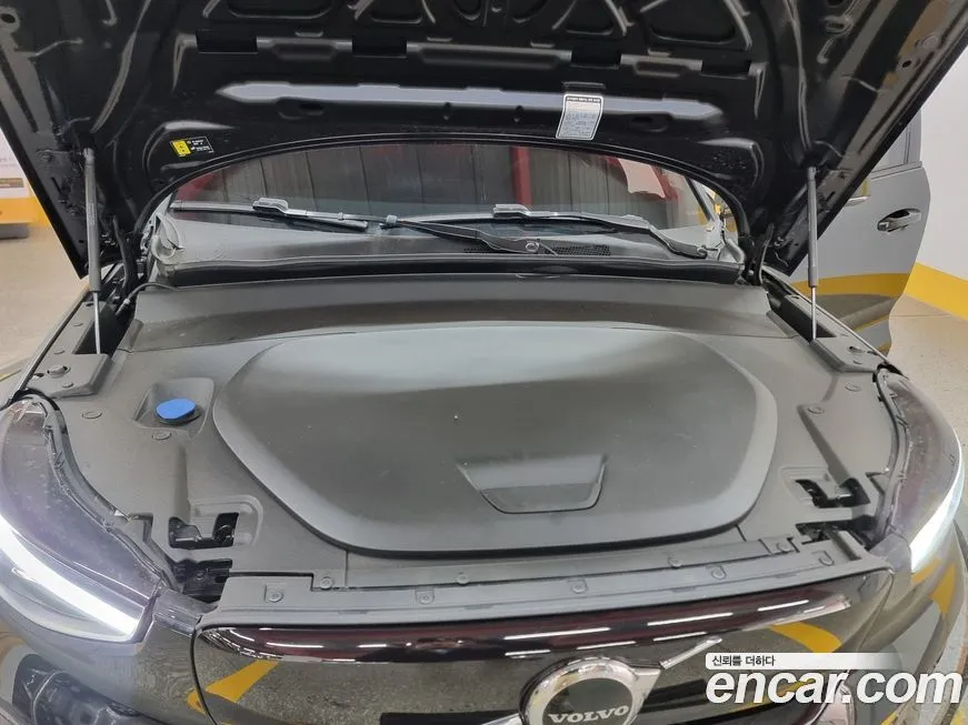Volvo C40 2024 из KR, фото 7