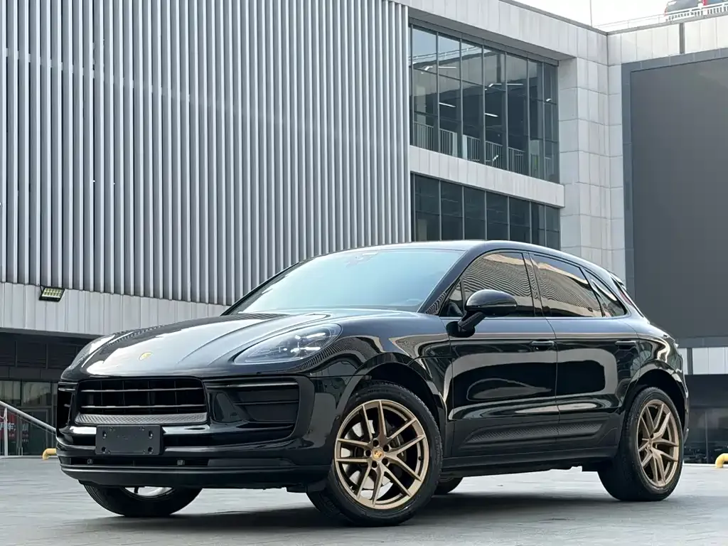 Porsche Macan — фото 1