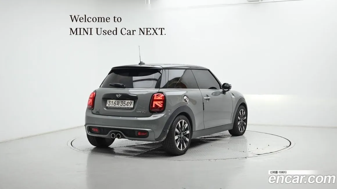 Mini Cooper 2021 из KR, фото 2