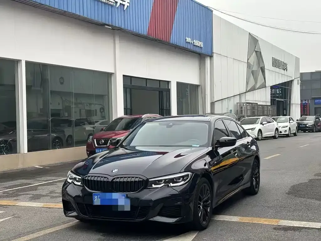BMW 3 Series — фото 1