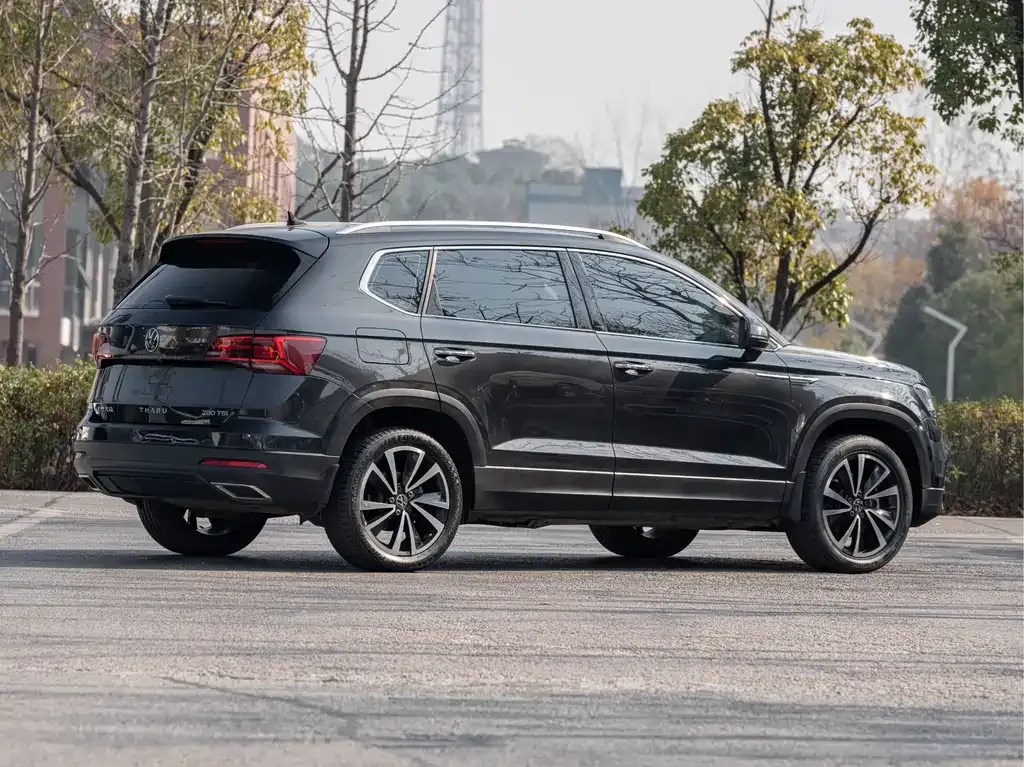 Volkswagen Tharu 2022 из CN, фото 8