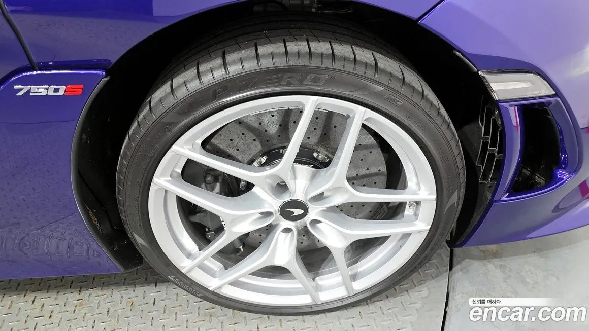 Mclaren 750S 2024 из KR, фото 9