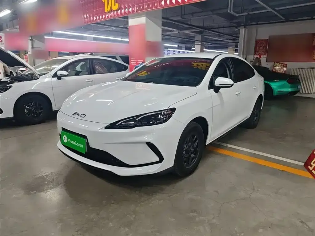 BYD Seal 05 DM-i 2025 из CN, фото 1