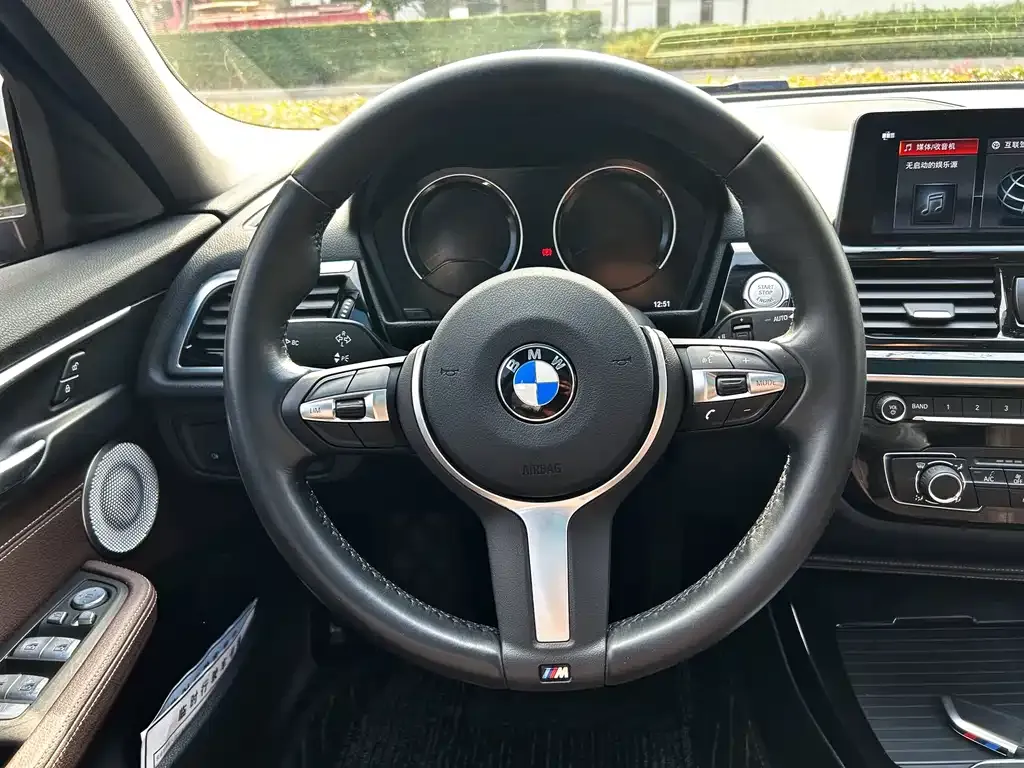 BMW 1 Series — фото 8