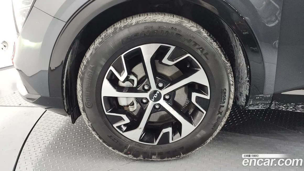 Kia Sportage — фото 8