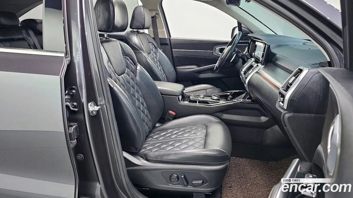 Kia Sorento — фото 3