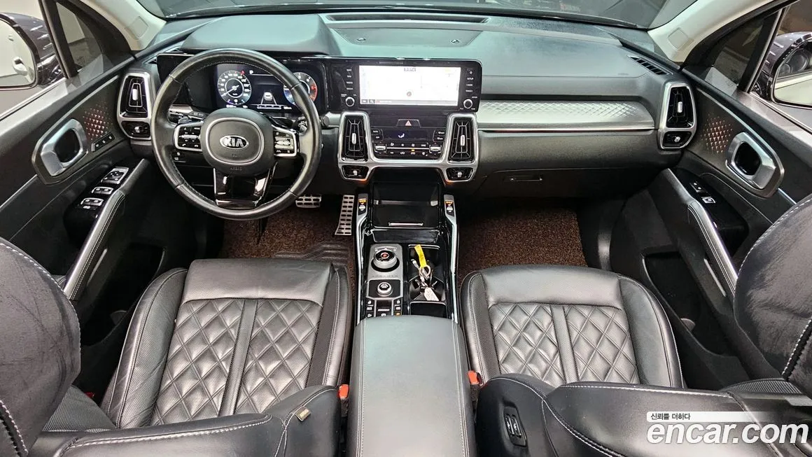 Kia Sorento — фото 7