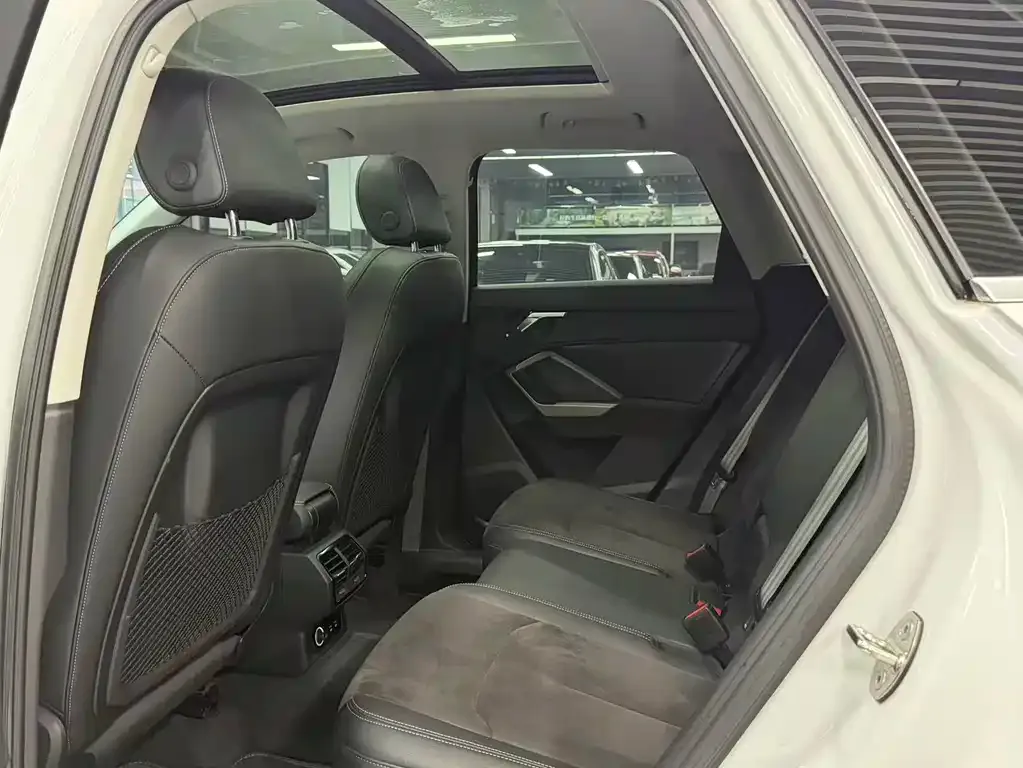 Audi Q3 2022 из CN, фото 5